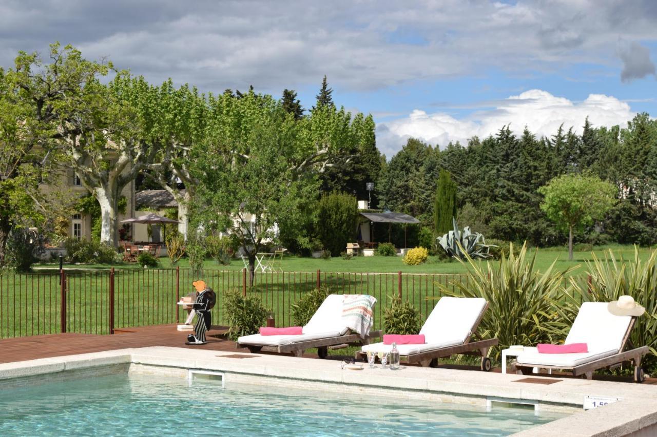 La Bastide Des Amouriers Caumont-sur-Durance Экстерьер фото