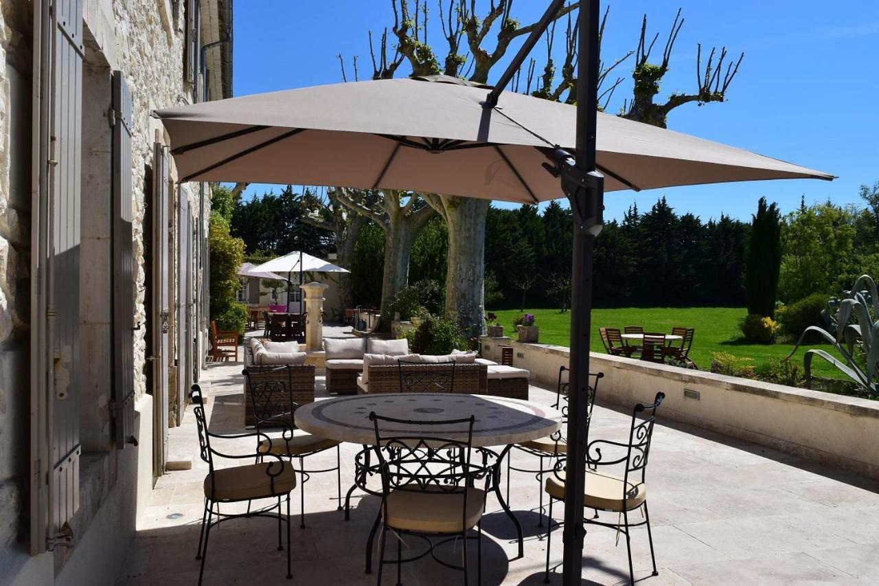 La Bastide Des Amouriers Caumont-sur-Durance Экстерьер фото