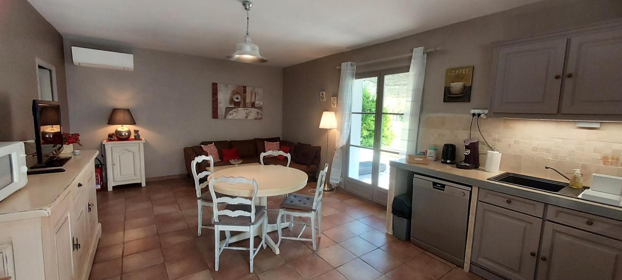 La Bastide Des Amouriers Caumont-sur-Durance Экстерьер фото